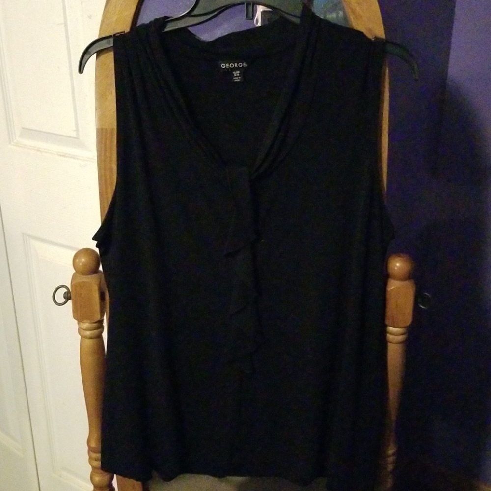 Sleeveless top gently used